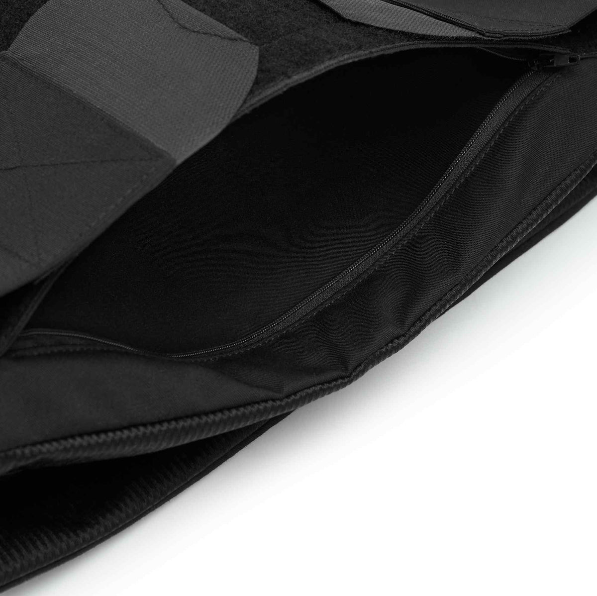PGD ALPHA Carrier, detail view 2 (Black)